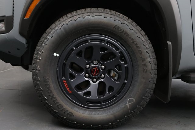 2025 Nissan Frontier PRO-4X 11