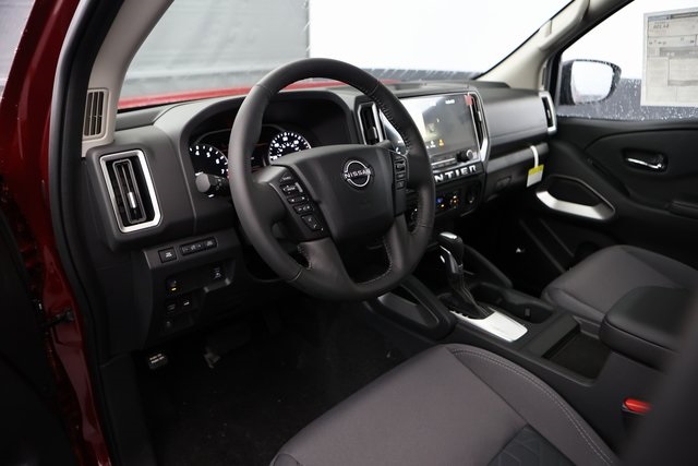 2025 Nissan Frontier SV 12