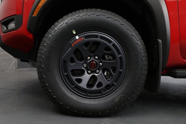 2025 Nissan Frontier PRO-4X 11