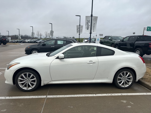 2013 INFINITI G37 X 3