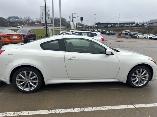 2013 INFINITI G37 X 7