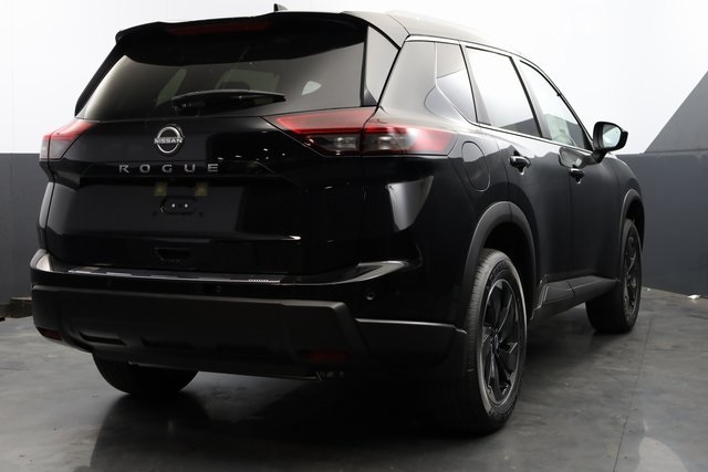 2025 Nissan Rogue SV 4