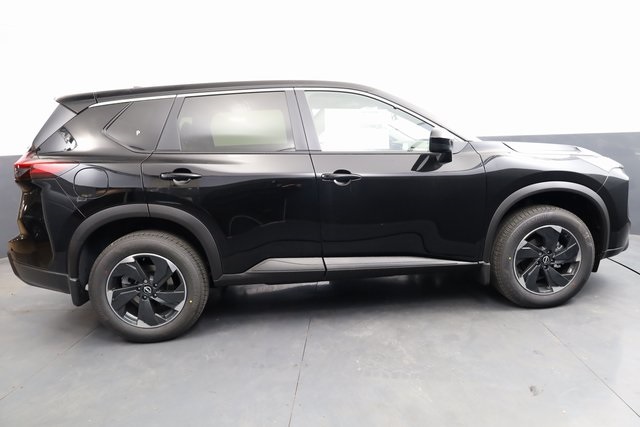 2025 Nissan Rogue SV 4