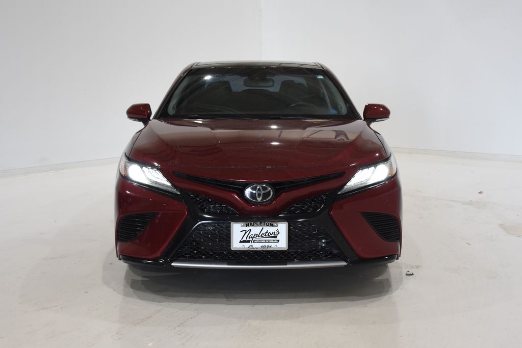 2018 Toyota Camry XSE 2