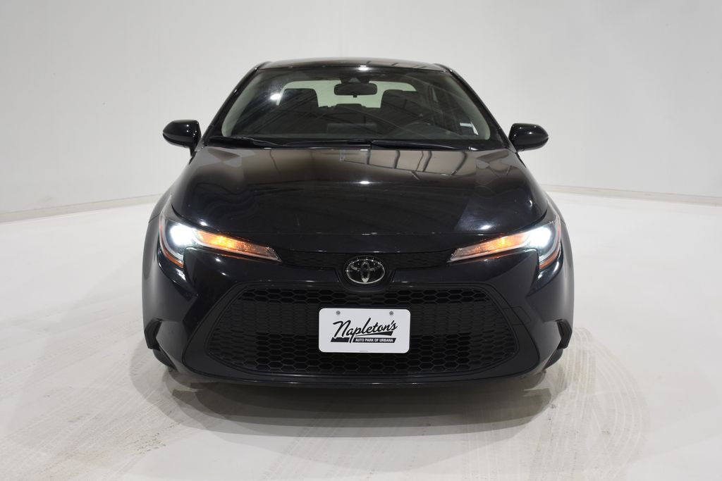 2022 Toyota Corolla LE 2