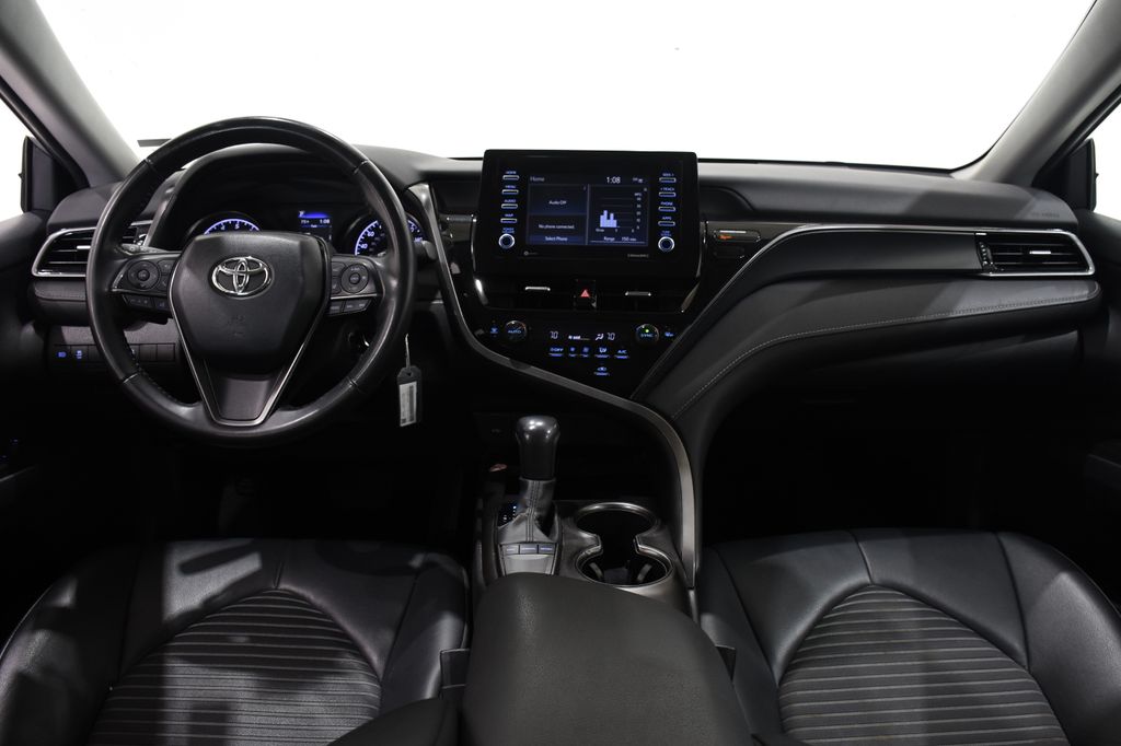 2023 Toyota Camry SE 8