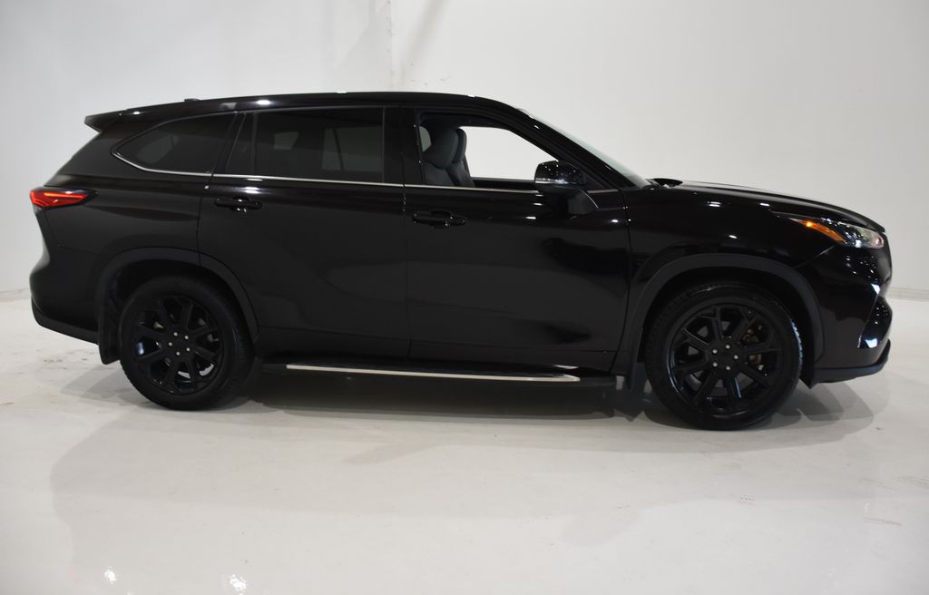 2022 Toyota Highlander L 3