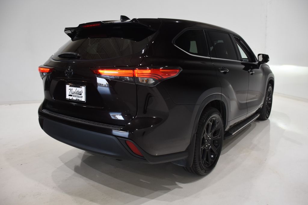 2022 Toyota Highlander L 4