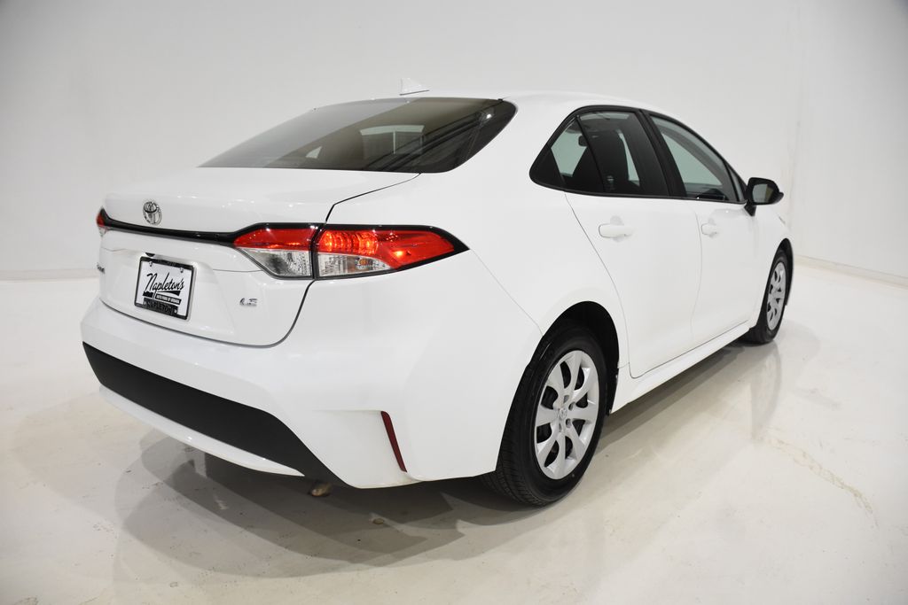 2021 Toyota Corolla LE 4