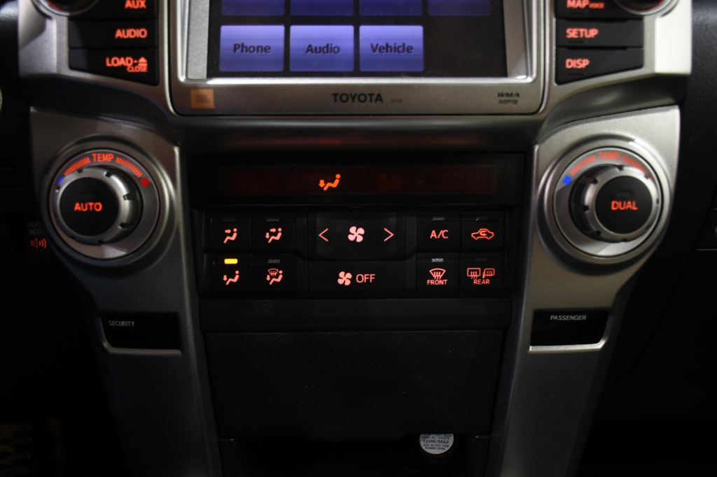 2013 Toyota 4Runner Limited 14