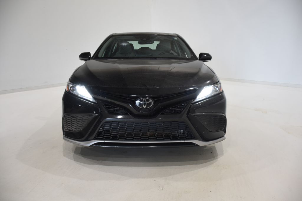 2022 Toyota Camry XSE 2