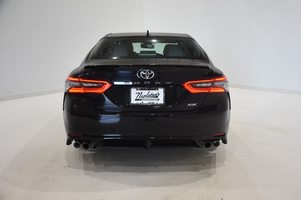 2022 Toyota Camry XSE 5