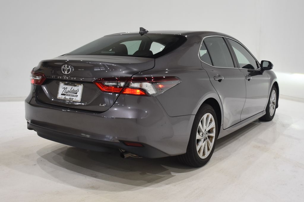 2023 Toyota Camry LE 4