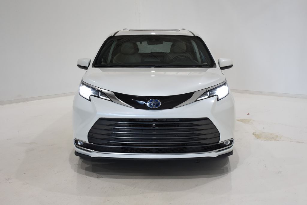 2021 Toyota Sienna Limited 2