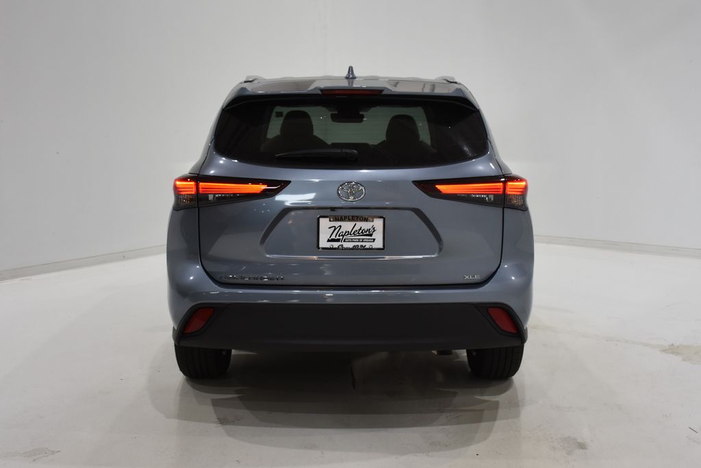 2024 Toyota Highlander LE 5