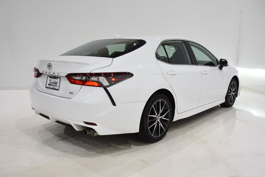 2024 Toyota Camry SE 5