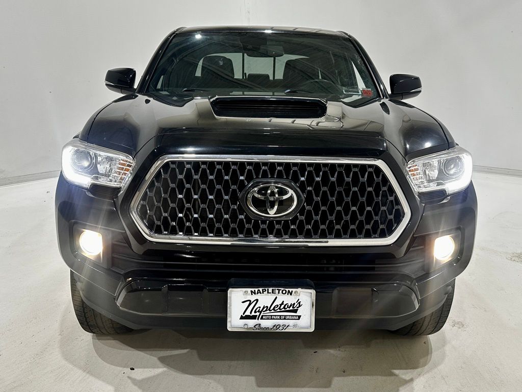 2019 Toyota Tacoma TRD Sport 2