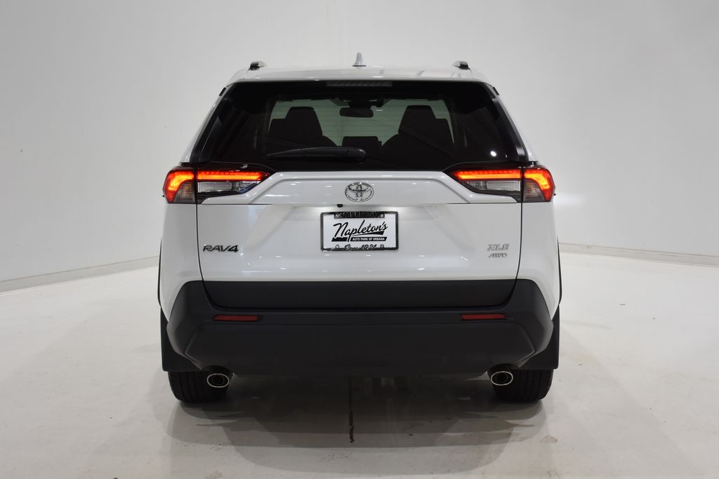 2024 Toyota RAV4 XLE Premium 5