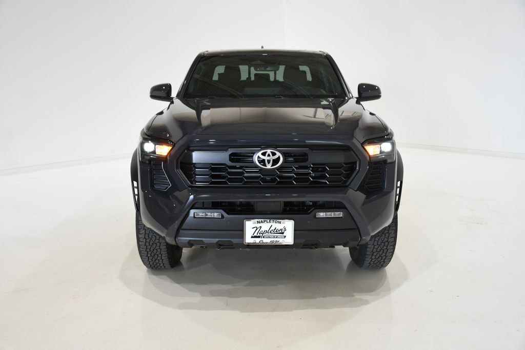 2024 Toyota Tacoma TRD Off-Road 2