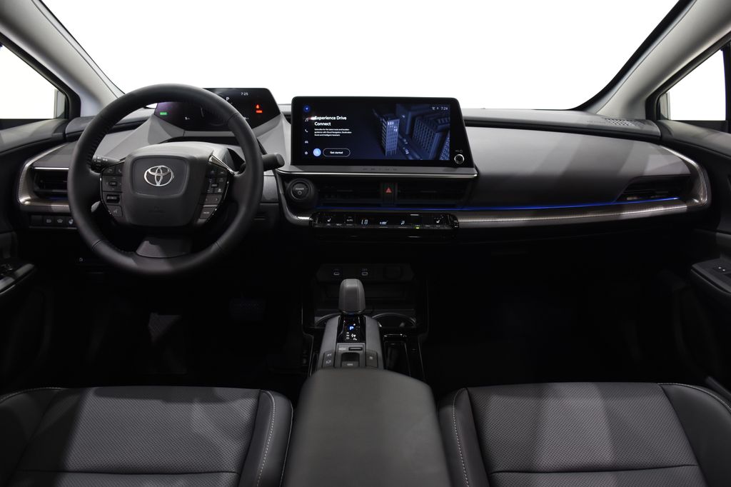 2024 Toyota Prius XLE 8