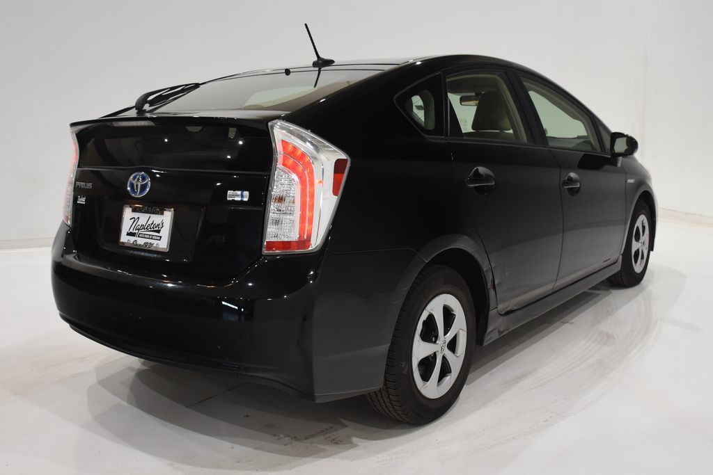 2015 Toyota Prius Three 4