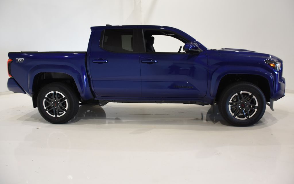 2024 Toyota Tacoma TRD Sport 3