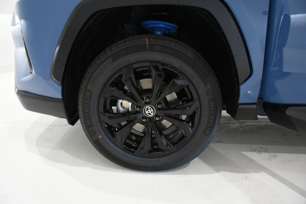 2024 Toyota RAV4 Hybrid SE 6