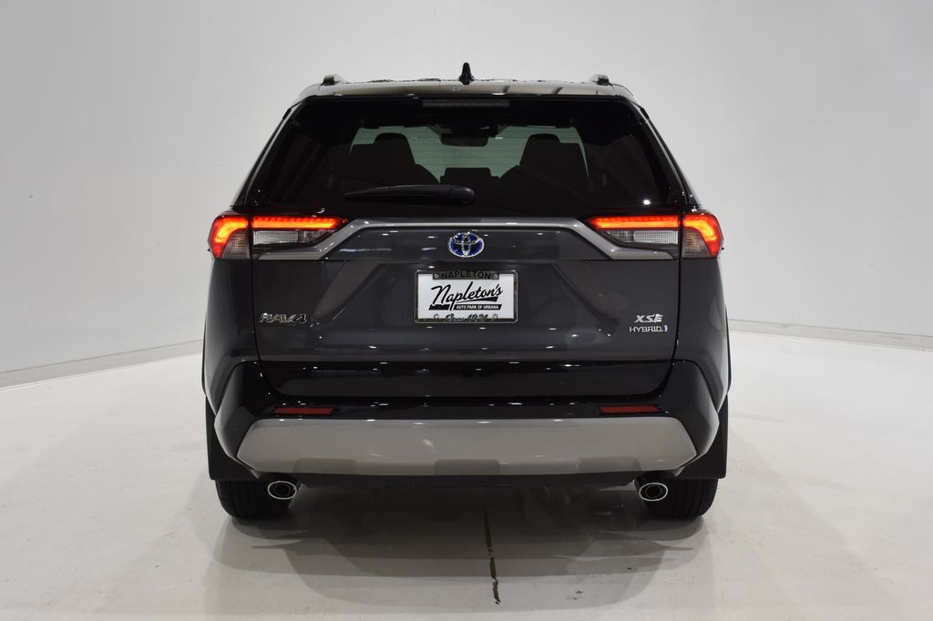 2024 Toyota RAV4 Hybrid XSE 5