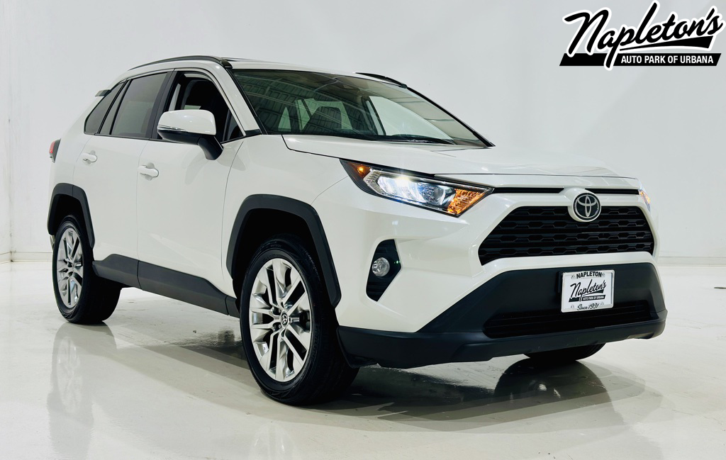 2021 Toyota RAV4 XLE Premium 1