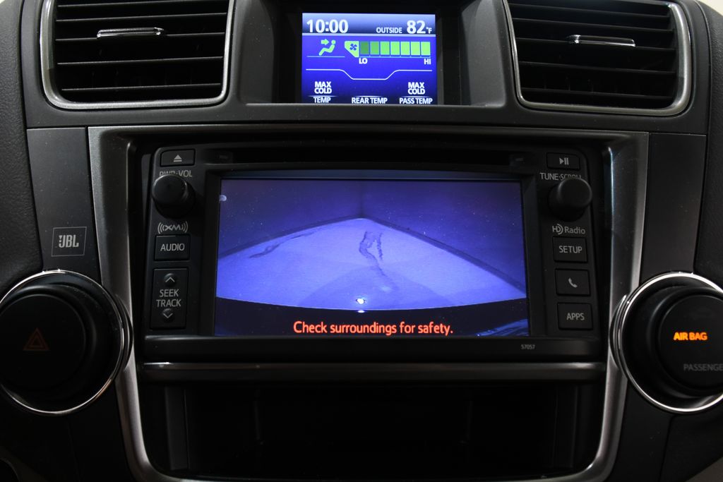 2013 Toyota Highlander Limited 14