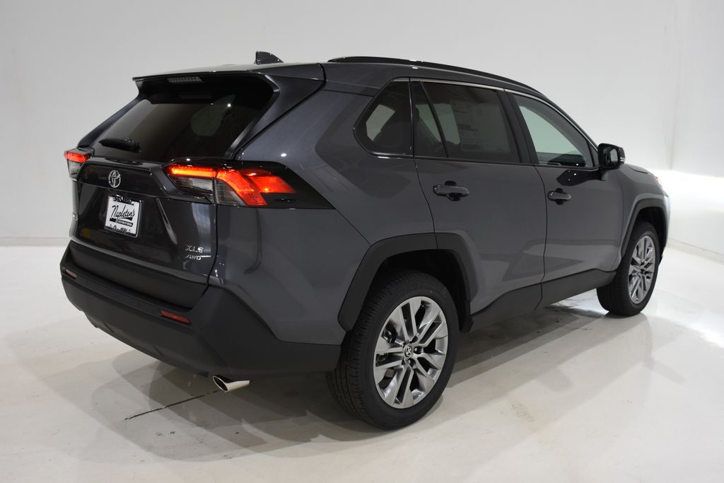 2025 Toyota RAV4 XLE Premium 4