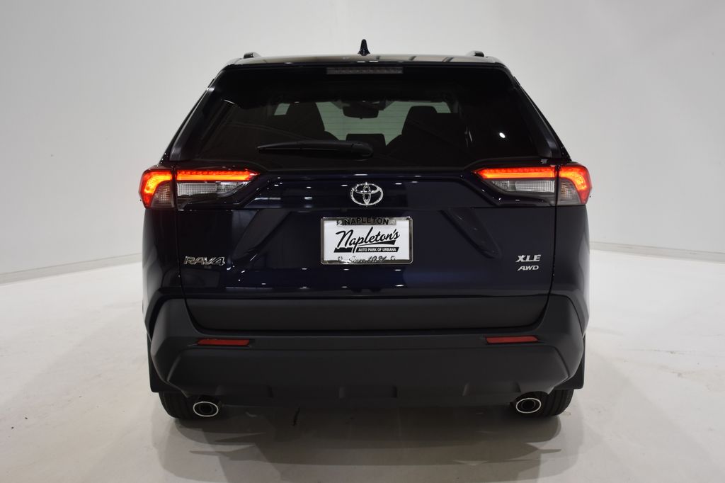 2024 Toyota RAV4 XLE 5