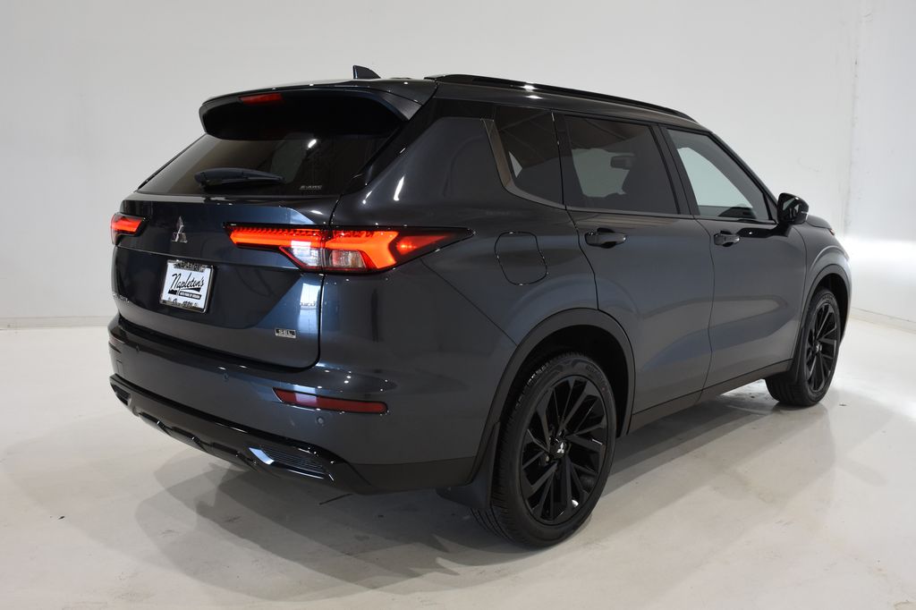 2024 Mitsubishi Outlander SEL Black Edition 4