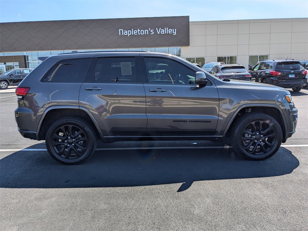 2020 Jeep Grand Cherokee Altitude 4