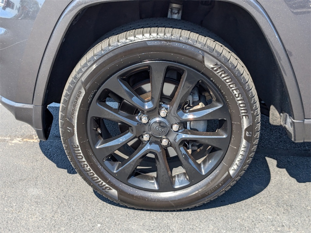 2020 Jeep Grand Cherokee Altitude 35