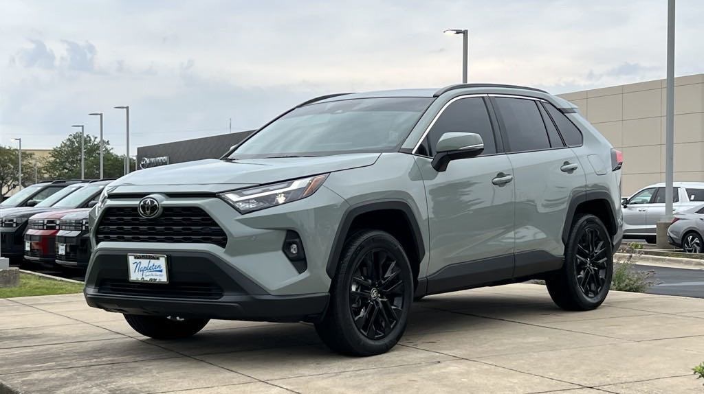 2023 Toyota RAV4 XLE Premium 1