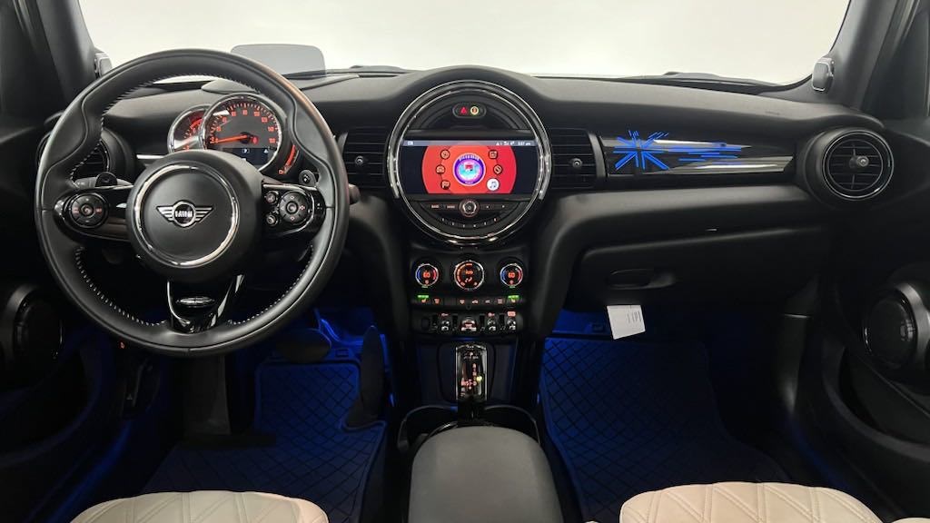 2020 MINI Cooper S Iconic 7