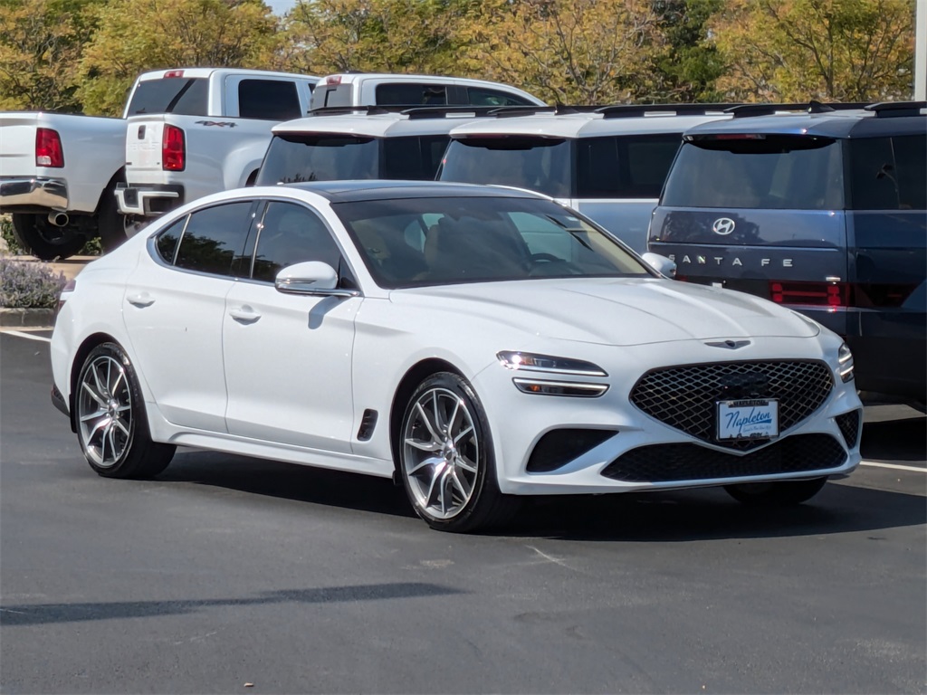 2022 Genesis G70 2.0T 3