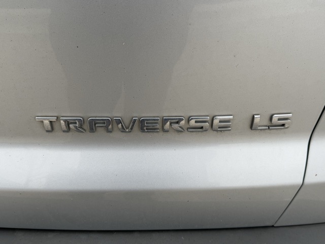 2012 Chevrolet Traverse LS 7