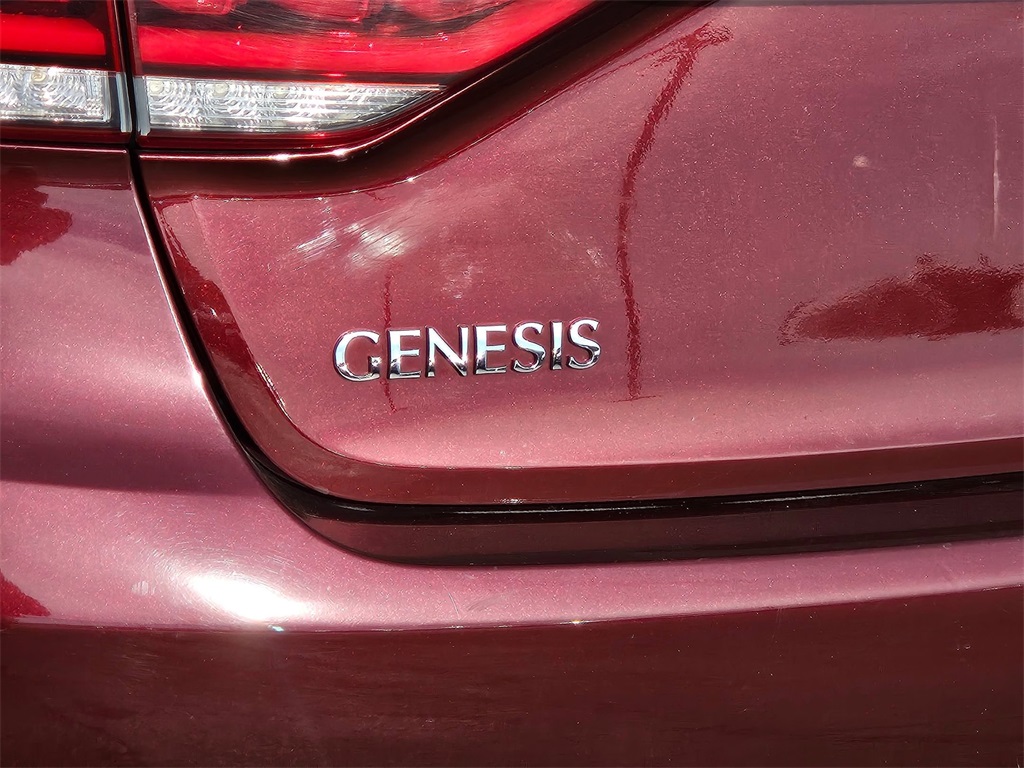 2016 Hyundai Genesis 3.8 7