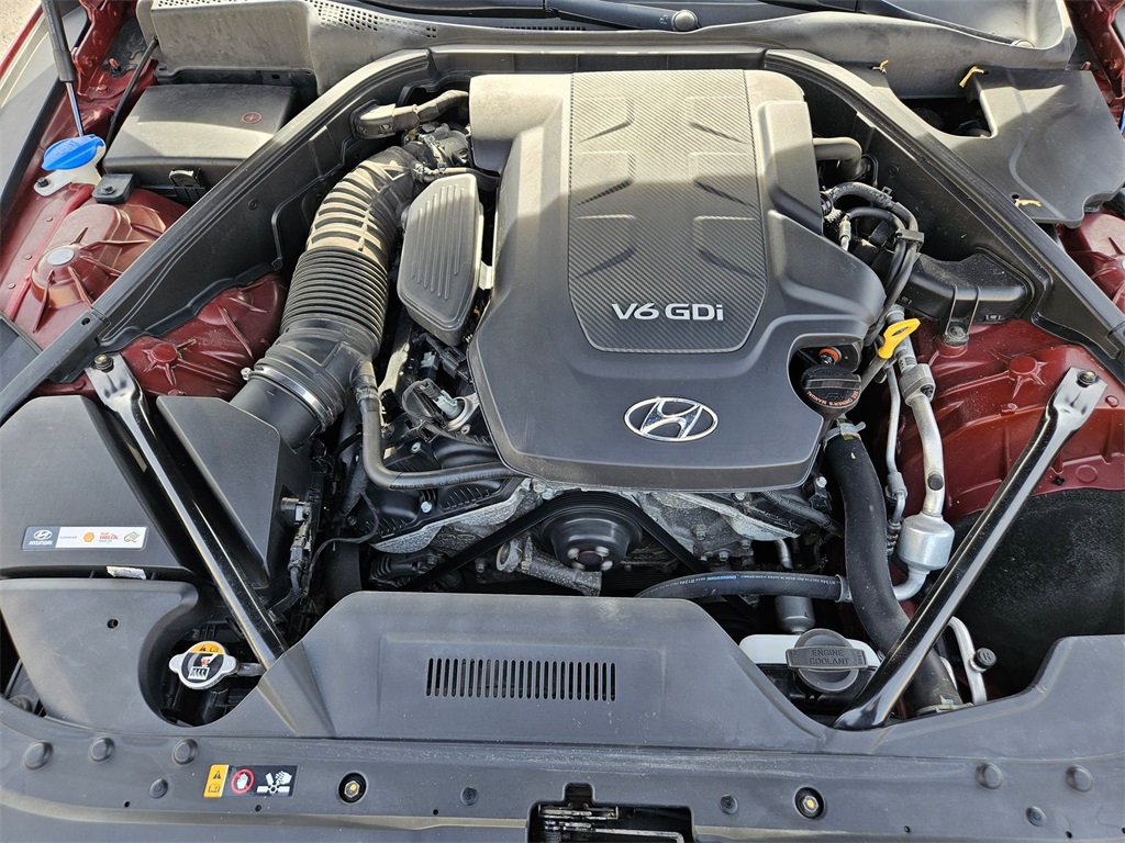 2016 Hyundai Genesis 3.8 9