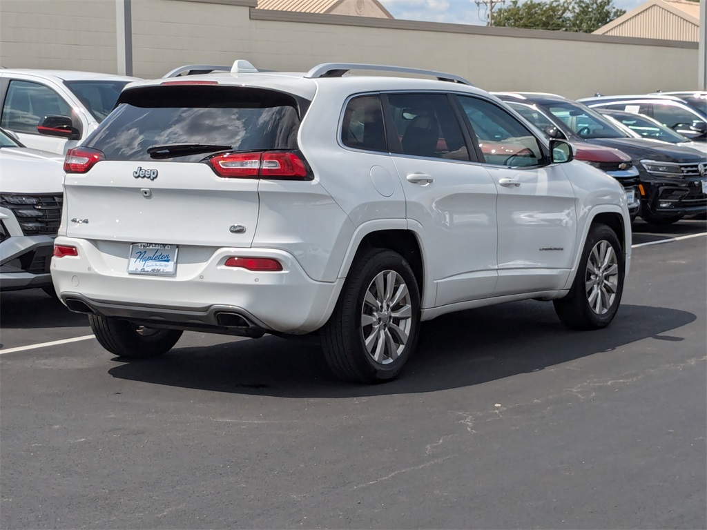 2017 Jeep Cherokee Overland 5