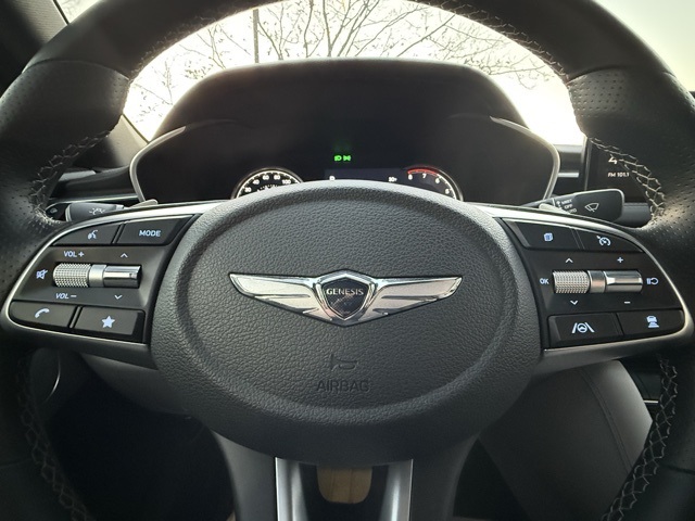 2022 Genesis G70 2.0T 14