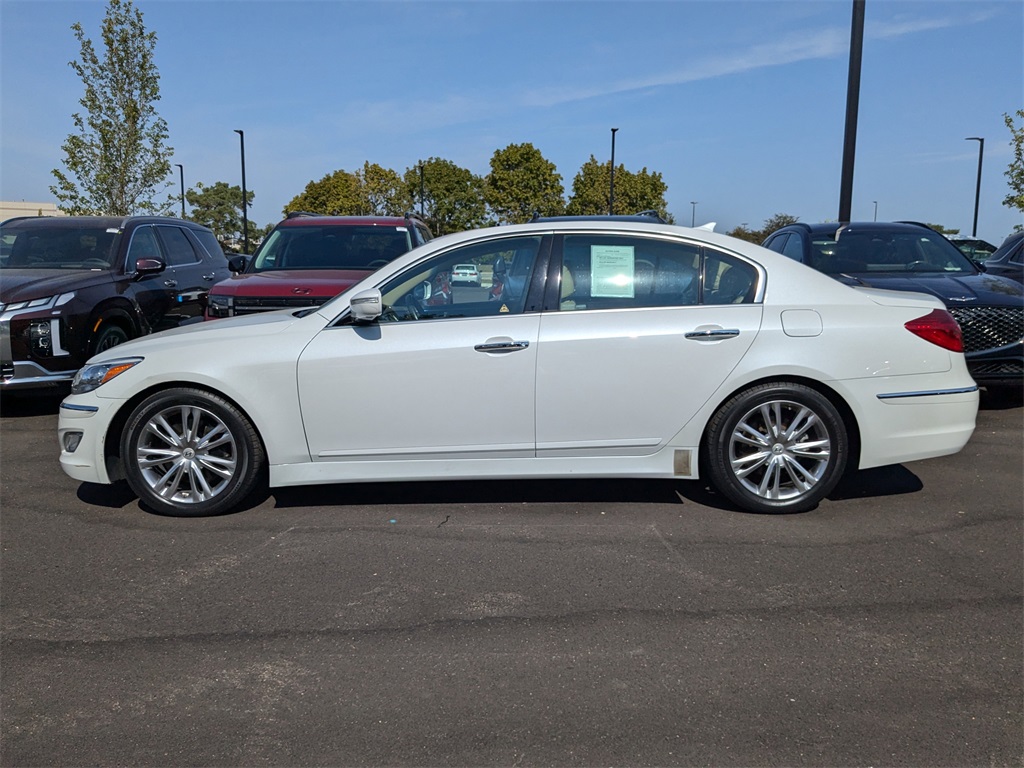 2013 Hyundai Genesis 3.8 8