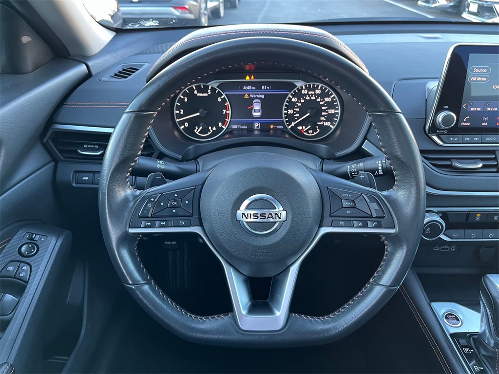 2022 Nissan Altima 2.5 SR 17