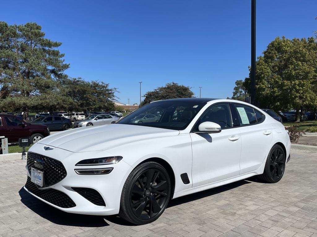 2023 Genesis G70 2.0T 1