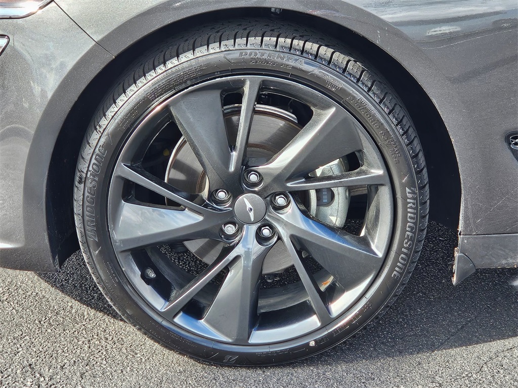 2023 Genesis G70 2.0T 8