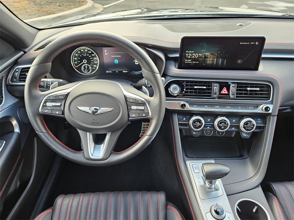 2023 Genesis G70 2.0T 15