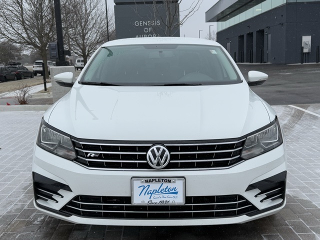 2016 Volkswagen Passat 1.8T R-Line 2