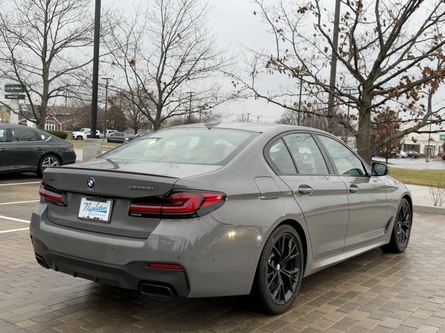 2022 BMW 5 Series M550i xDrive 5